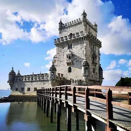 Apartment Lisbon South Bay 3 Bedroom With Sunny Terrace