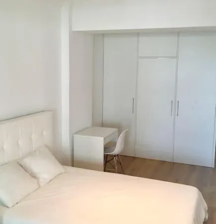 Lisbon South Bay 3 Bedroom With Sunny Terrace Apartment Almada