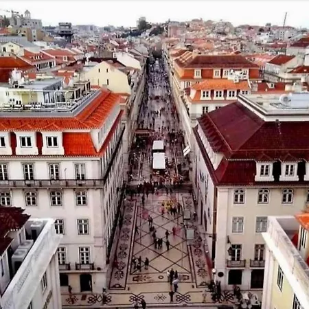 Lisbon South Bay 3 Bedroom With Sunny Terrace Apartment